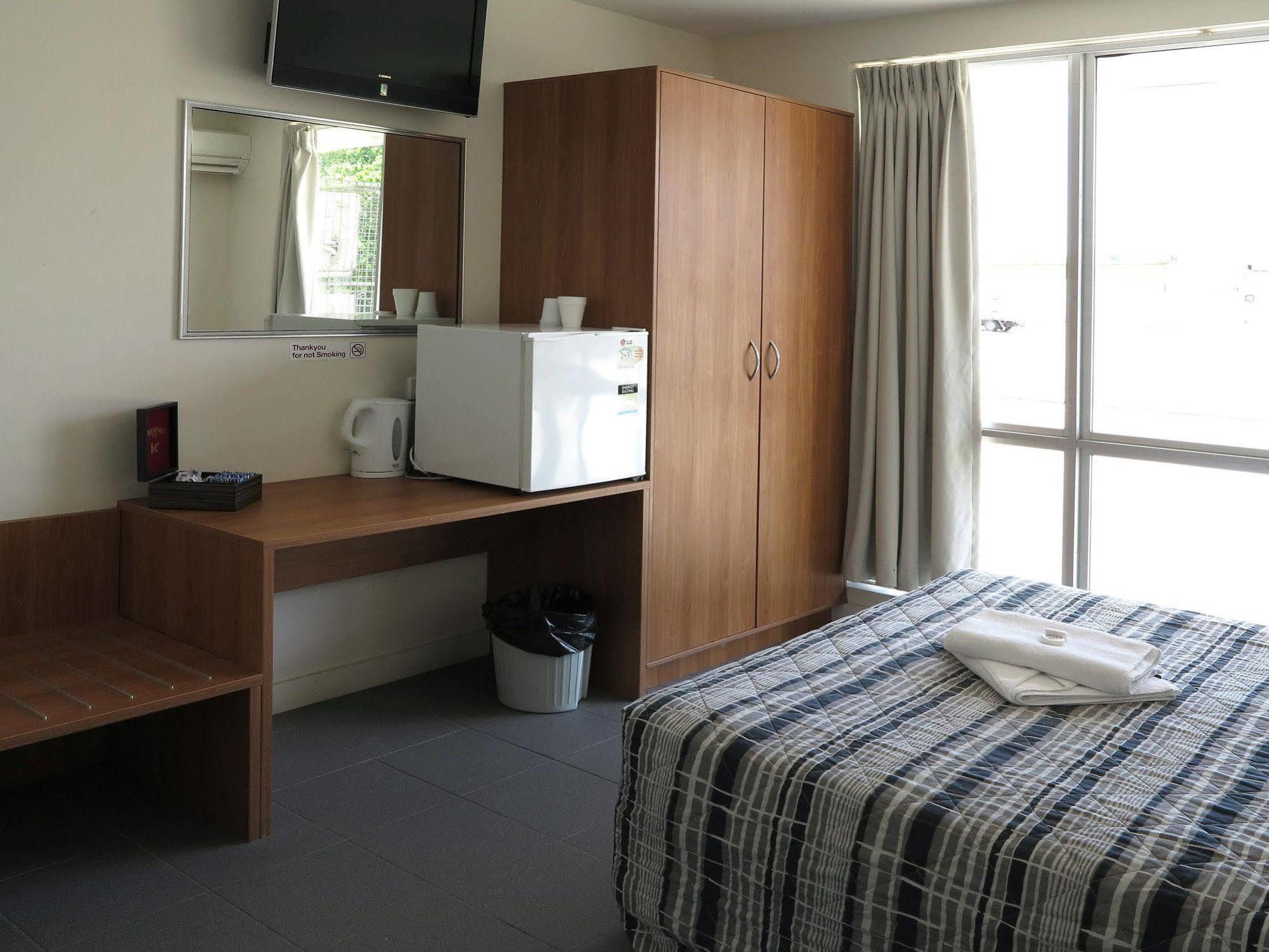 Upper Ross Hotel Townsville Buitenkant foto